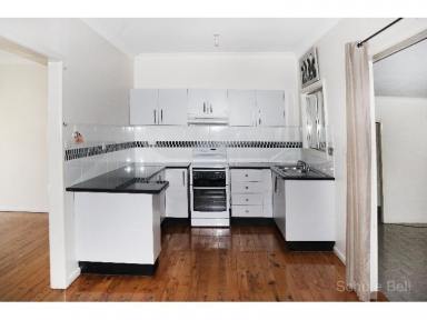 House Leased - NSW - Bourke - 2840 - Lovely family home  (Image 2)