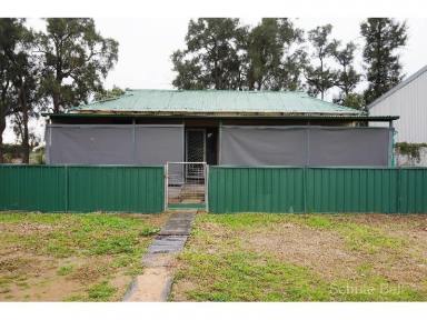 House Leased - NSW - Narromine - 2821 - Quiet Living  (Image 2)