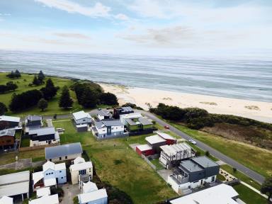 Residential Block For Sale - VIC - Apollo Bay - 3233 - A unique seaside position awaits.  (Image 2)