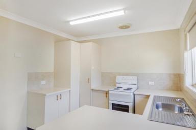 House Leased - NSW - Dubbo - 2830 - Three Bedroom Home in Convenient Location  (Image 2)