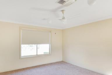 House Leased - NSW - Dubbo - 2830 - Three Bedroom Home in Convenient Location  (Image 2)