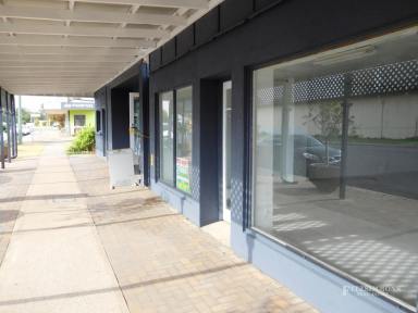 Retail For Lease - QLD - Dalby - 4405 - TO RENT - GOOD SIZE BUILDING AT AN AFFORDABLE PRICE  (Image 2)