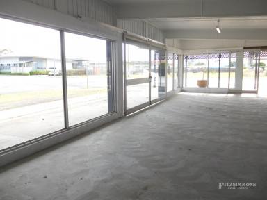 Retail For Lease - QLD - Dalby - 4405 - BIG SIZE - BIG VALUE. IDEAL RETAIL SPACE! APPROX 470M2  (Image 2)