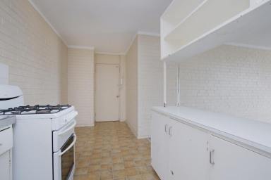 Apartment Leased - WA - Mosman Park - 6012 - CONVENIENTLY LOCATED APARTMENT!  (Image 2)