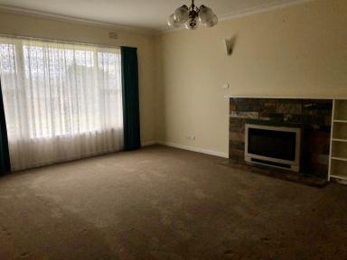 House For Lease - VIC - Portland - 3305 - Spacious Family Home  (Image 2)