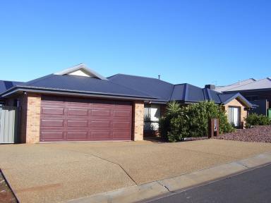 House Leased - NSW - Thurgoona - 2640 - Low Maintenance Thurgoona Beauty  (Image 2)