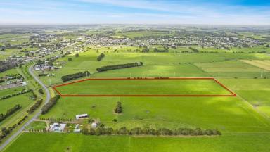 Livestock For Sale - VIC - Terang - 3264 - Farmlet on the Edge of Town  (Image 2)