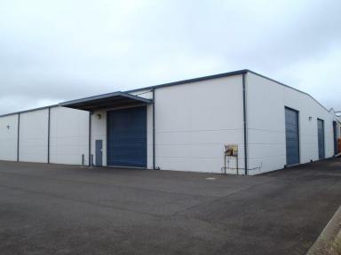 Industrial/Warehouse For Lease - SA - Lonsdale - 5160 - Modern, tilt slab office warehouse in highly sought after precinct  (Image 2)