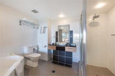 Unit For Lease - QLD - Pelican Waters - 4551 - One Bed Accommodation Resort Unit  (Image 2)