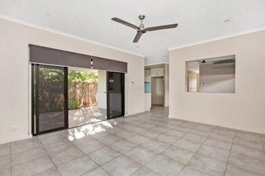 Duplex/Semi-detached For Sale - NT - Rosebery - 0832 - Beautifully presented, 3 bedroom, 2 bathroom duplex  (Image 2)