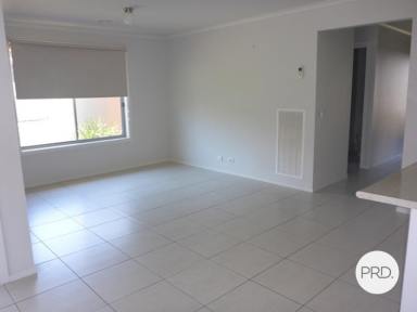 Townhouse For Lease - NSW - Lavington - 2641 - IMMACULATE TOWNHOUSE  (Image 2)