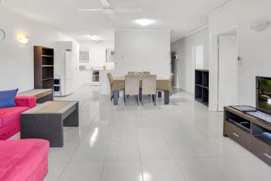 House Leased - QLD - Cairns North - 4870 - Fully Furnished 2 Bedroom City Unit!  (Image 2)