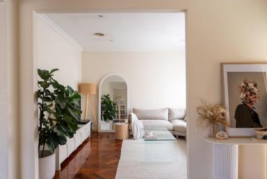 Unit Leased - VIC - Brighton East - 3187 - BRIGHT, SPACIOUS AND SECURE VILLA UNIT (Image 2)