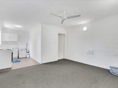 Unit Leased - QLD - Cairns North - 4870 - INNER CITY UNIT | CONVENIENT LOCATION!  (Image 2)