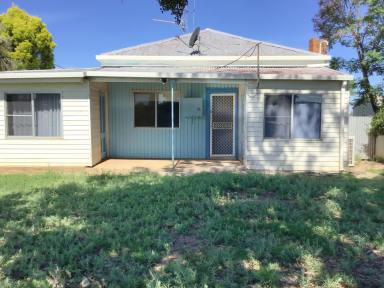 House Leased - NSW - Narromine - 2821 - Quiet area  (Image 2)