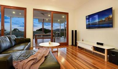 House Leased - QLD - Arana Hills - 4054 - Neat as a pin  (Image 2)