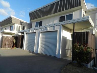 Townhouse For Lease - QLD - New Auckland - 4680 - Fantastic townhouse backing onto bushland.  (Image 2)