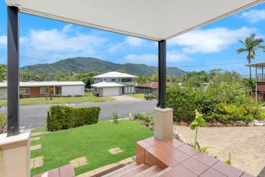 House Leased - QLD - Whitfield - 4870 - BEAUTIFUL FAMILY HOME ON THE HILLSIDES OF WHITFIELD!  (Image 2)
