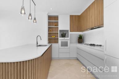 Apartment For Lease - WA - Cottesloe - 6011 - TOP FLOOR APARTMENT WITH OCEAN VIEWS (Image 2)