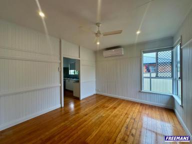 House For Lease - QLD - Kingaroy - 4610 - Tidy Two Bedroom Home on Hill Location (Image 2)