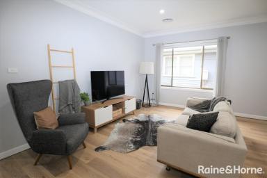 House For Lease - NSW - Wagga Wagga - 2650 - Fully Furnished Central Home  (Image 2)