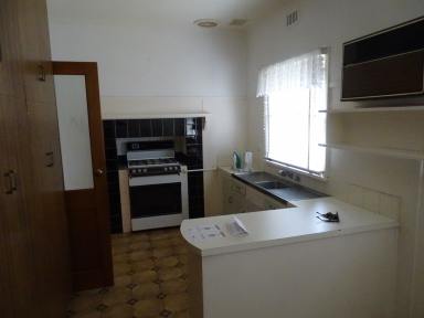 House For Lease - VIC - Colac - 3250 - Central location  (Image 2)