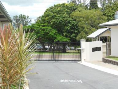 Villa For Sale - QLD - Atherton - 4883 - DOWNSIZE WITHOUT COMPROMISE  (Image 2)