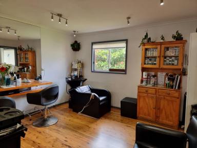 Business For Sale - NSW - Bermagui - 2546 - RARE SEA CHANGE OPPORTUNITY - PROFITABLE BUSINESS - SAME OWNER SINCE 2000  (Image 2)