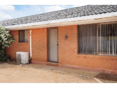 Unit Leased - NSW - Narromine - 2821 - Neat and tidy  (Image 2)