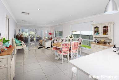 House Leased - NSW - Bourkelands - 2650 - BROOKLYN BEAUTY  (Image 2)