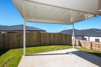 House For Sale - QLD - Shailer Park - 4128 - 3 + 2 DUAL KEY HOME  (Image 2)