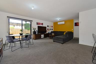 House For Sale - TAS - Glenorchy - 7010 - Downsize, Invest, First Home  (Image 2)