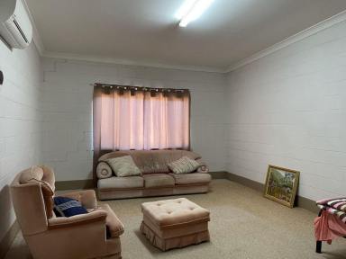 Apartment For Lease - NSW - Lightning Ridge - 2834 - FURNISHED APARTMENT  (Image 2)
