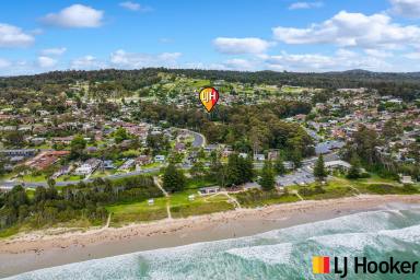 House Sold - NSW - Surf Beach - 2536 - It's what we all look for  (Image 2)