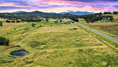 Lifestyle For Sale - NSW - Wallabadah - 2343 - 2.5 ACRES, MOUNTAIN VIEWS & COUNTRY LIFESTYLE  (Image 2)