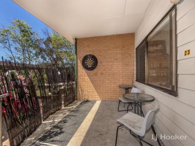 House For Sale - QLD - North Booval - 4304 - NEAT & TIDY 3 BEDROOM BRICK HOME  (Image 2)