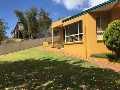 House For Lease - WA - College Grove - 6230 - Secluded Large Family Home with Bushland Aspect.  (Image 2)