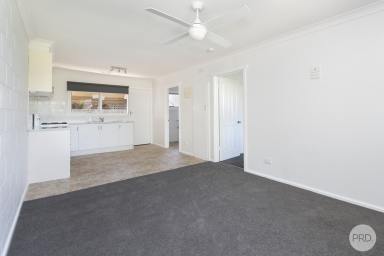 Flat Leased - VIC - Wendouree - 3355 - NEAT 1 BEDROOM HOME IN WENDOUREE  (Image 2)