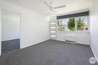 Flat Leased - VIC - Wendouree - 3355 - NEAT 1 BEDROOM HOME IN WENDOUREE  (Image 2)