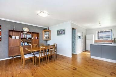 House Leased - VIC - Portland - 3305 - Location, Location, Location  (Image 2)