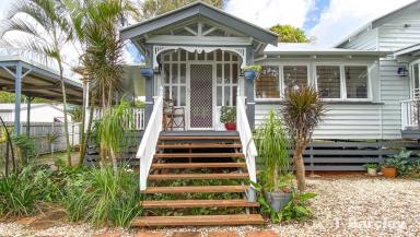 House For Sale - QLD - Russell Island - 4184 - Gorgeous Character Queenslander In The Best Street  (Image 2)