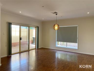 House Leased - SA - Tranmere - 5073 - 5 Bedroom House in Eastern Suburb, Close to Firle Shopping Centre  (Image 2)
