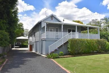House For Sale - NSW - Moree - 2400 - LIFESTYLE AND LOCATION!  (Image 2)