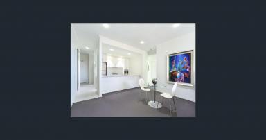 Unit For Lease - NSW - Wollongong - 2500 - 3 BEDROOM CBD UNIT  (Image 2)