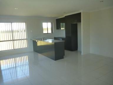 House For Sale - QLD - Gracemere - 4702 - Fantastic Family Home or  Investment  (Image 2)