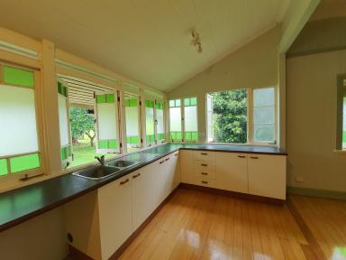 House Leased - QLD - East Barron - 4883 - CHARMING QUEENSLANDER  (Image 2)