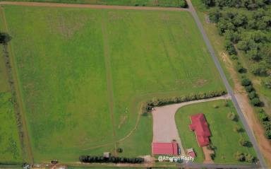 Acreage/Semi-rural For Sale - QLD - Mareeba - 4880 - A REAL LIFE STYLE CHANGE WITH PERFECTION  (Image 2)