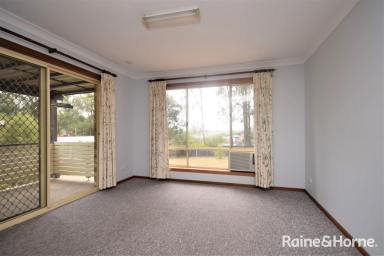 House For Lease - NSW - Nowra - 2541 - THREE BEDROOMS WITH BIG YARD  (Image 2)
