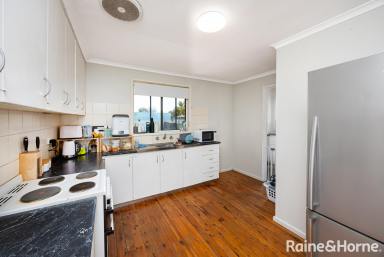 House Leased - NSW - Ashmont - 2650 - Family Home  (Image 2)