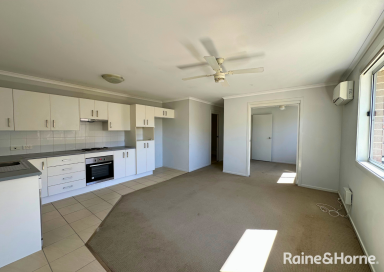 House Leased - NSW - West Nowra - 2541 - GET IN QUICK! (Image 2)